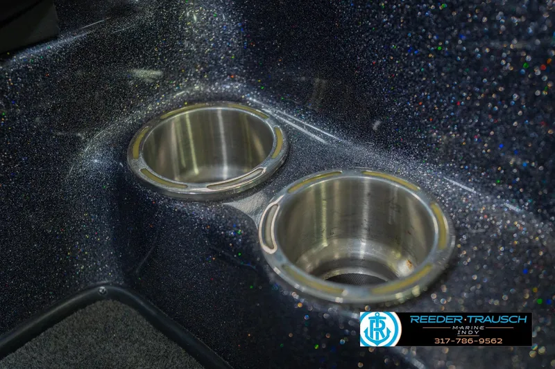 Slide: The Image of Bass Cat Cougar 2016 boat with sparkling cup holder. - 44