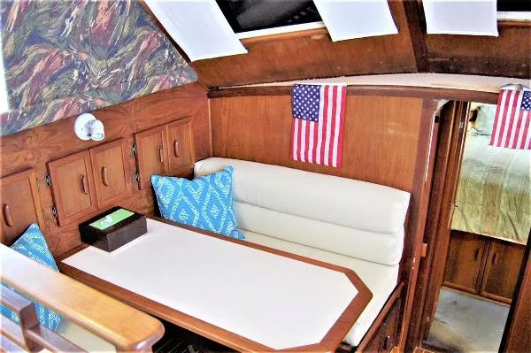 Slide: The Image of Jersey 42 Convertible Sportfisherman 1990 - 4