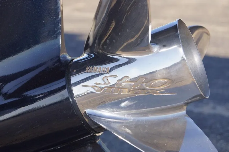 Slide: The Image of Close-up of Yamaha SHO VMAX propeller on 2024 Skeeter FXR21 Limited boat. - 15
