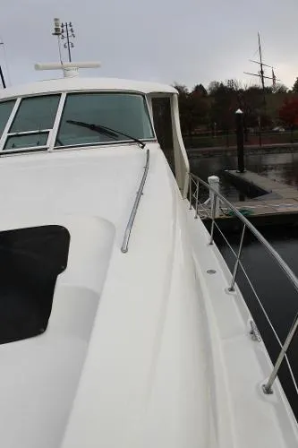 Slide: The Image of Sea Ray 390 Motor Yacht 2003 - 6
