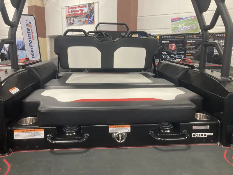 Slide: The Image of Highfield Velox 560 2026 - 13