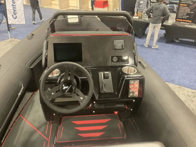 Slide: The Image of Highfield Velox 560 2026 - 14