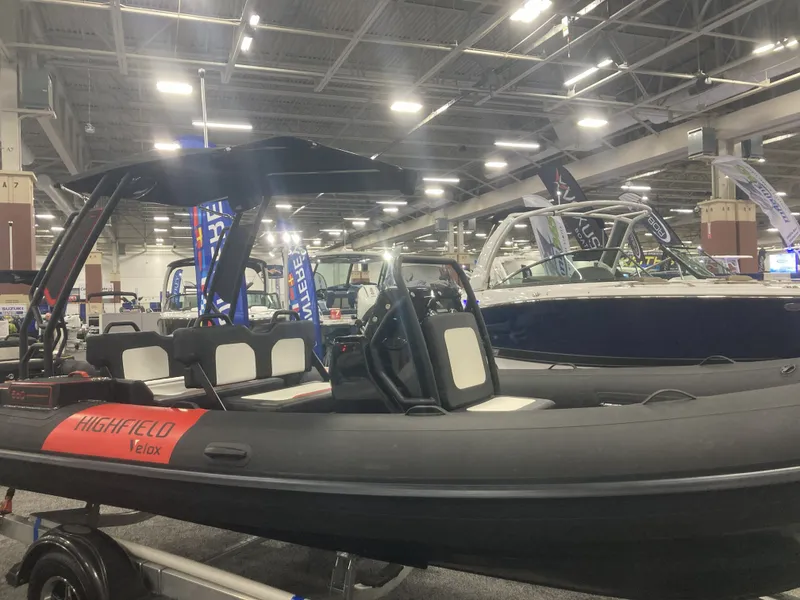 Slide: The Image of Highfield Velox 560 2026 - 5