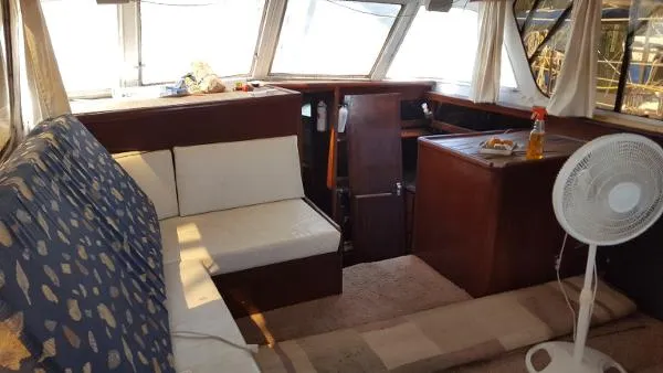Slide: The Image of Hatteras 41 Aft cabin 1964 - 11