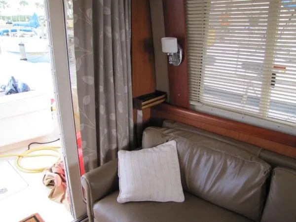 Slide: The Image of Mainship 400 Trawler 2008 - 3