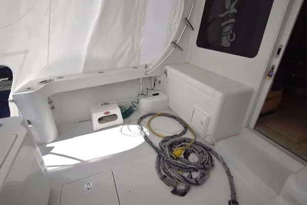 Slide: The Image of Luhrs 36 Convertible 2000 - 9