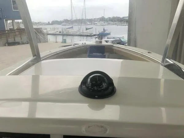 Slide: The Image of Scout Sportfish 280 2002 - 10