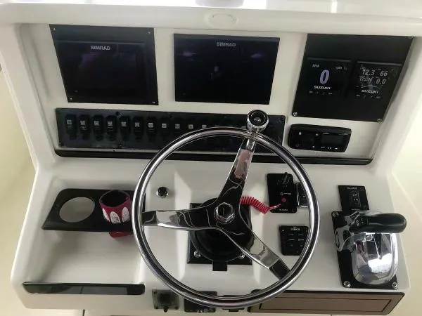 Slide: The Image of Scout Sportfish 280 2002 - 11