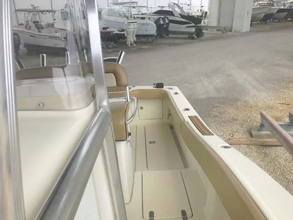 Slide: The Image of Scout Sportfish 280 2002 - 7