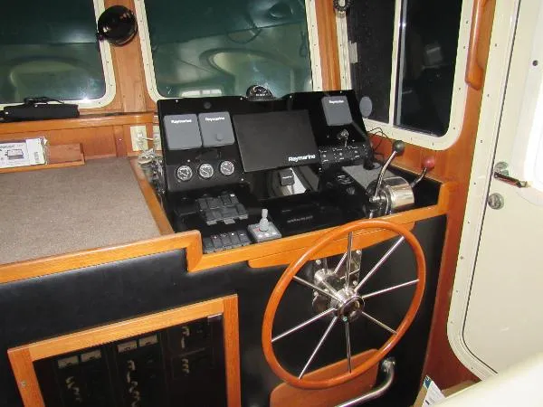 Slide: The Image of American Tug "34" Pilothouse Trawler 2002 - 6