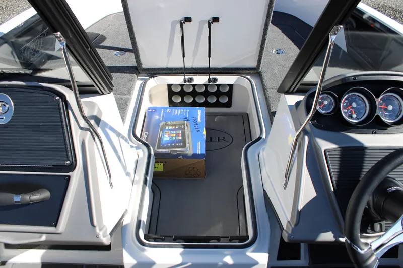 Slide: The Image of Ranger 2080 MS 2026 - 10