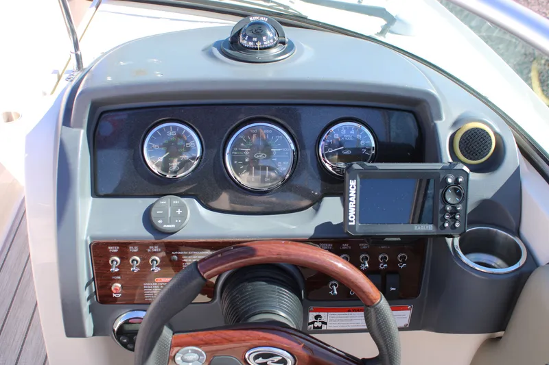 Slide: The Image of Sea Ray 260 Sundeck 2007 - 12