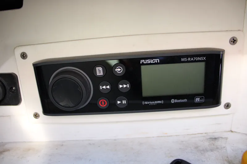 Slide: The Image of Sea Ray 260 Sundeck 2007 - 16