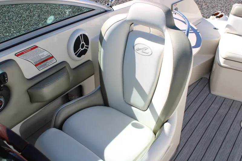 Slide: The Image of Sea Ray 260 Sundeck 2007 - 5