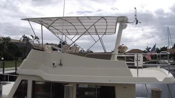 Slide: The Image of Mainship Trawler 2006 - 6