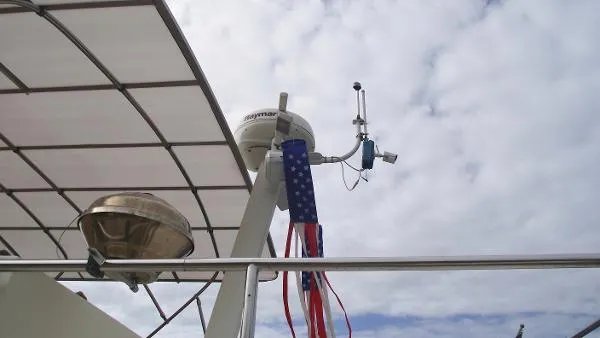 Slide: The Image of Mainship Trawler 2006 - 8