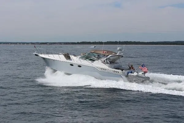 Slide: The Image of Wellcraft Portofino 43 1994 - 0