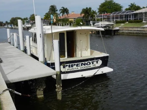Slide: The Image of Mainship 34 Trawler Hardtop 2007 - 9