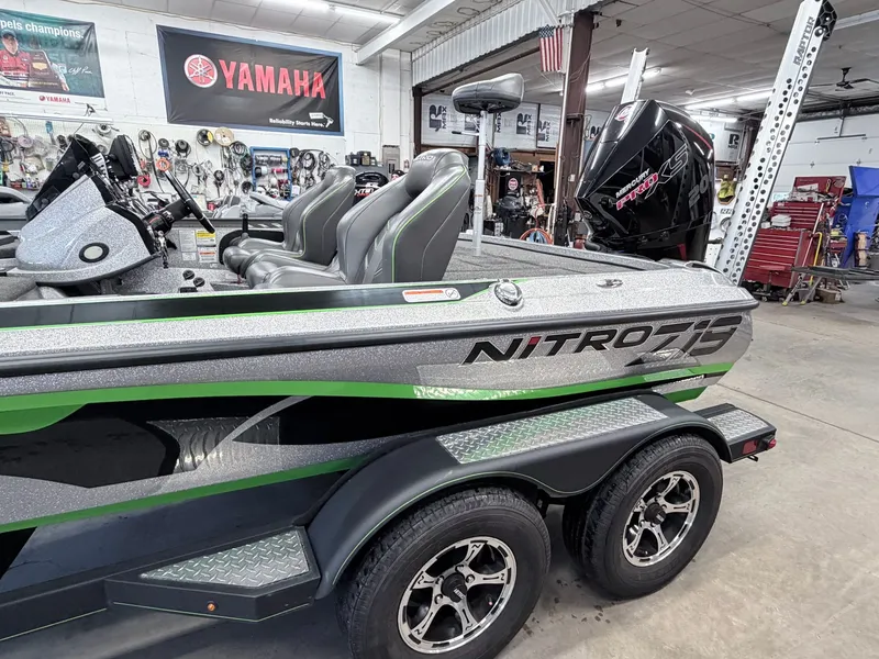 Slide: The Image of Nitro Z19 Pro 2019 - 11