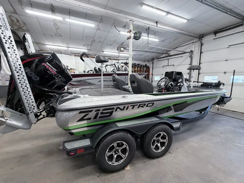 Slide: The Image of Nitro Z19 Pro 2019 - 15