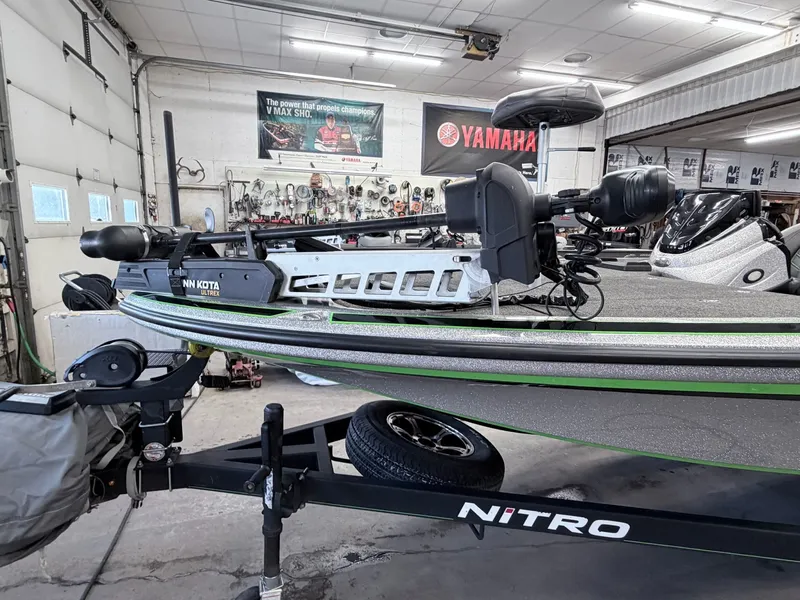 Slide: The Image of Nitro Z19 Pro 2019 - 32