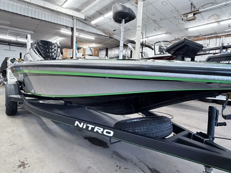 Slide: The Image of Nitro Z19 Pro 2019 - 6