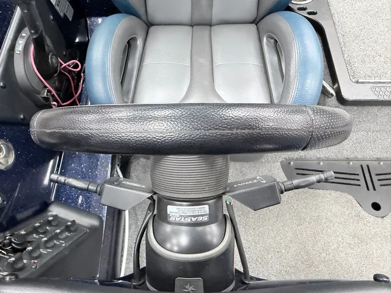 Slide: The Image of Phoenix Bass Boat 721 ProXP 2017 - 10