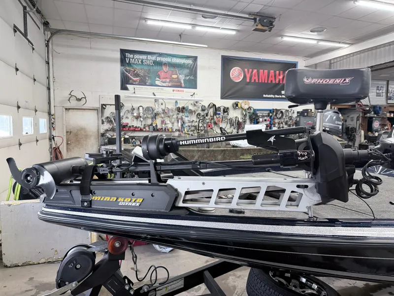 Slide: The Image of Phoenix Bass Boat 721 ProXP 2017 - 16