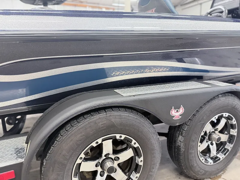 Slide: The Image of Phoenix Bass Boat 721 ProXP 2017 - 19