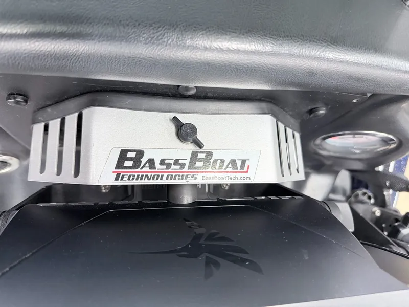 Slide: The Image of Phoenix Bass Boat 721 ProXP 2017 - 23