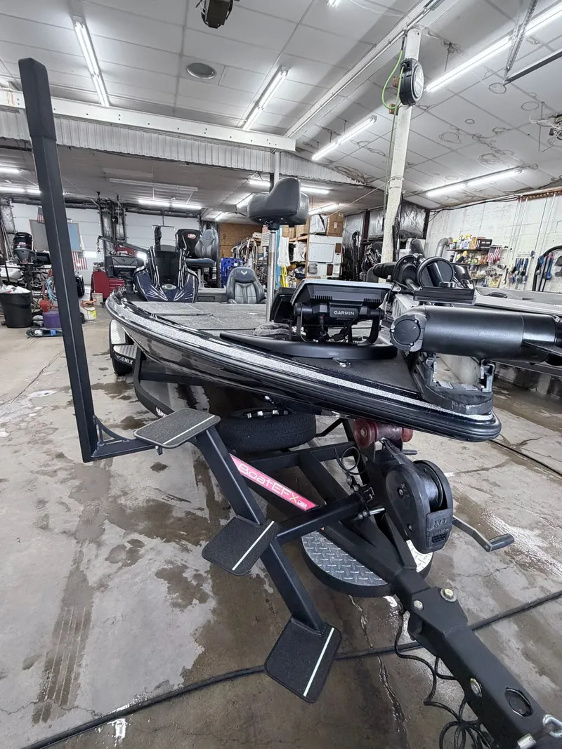 Slide: The Image of Phoenix Bass Boat 721 ProXP 2017 - 35