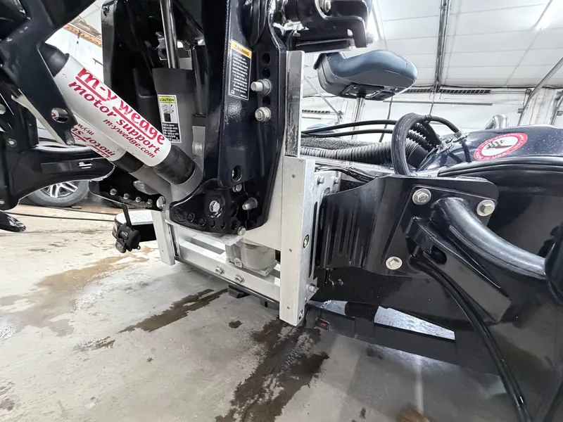 Slide: The Image of Phoenix Bass Boat 721 ProXP 2017 - 41