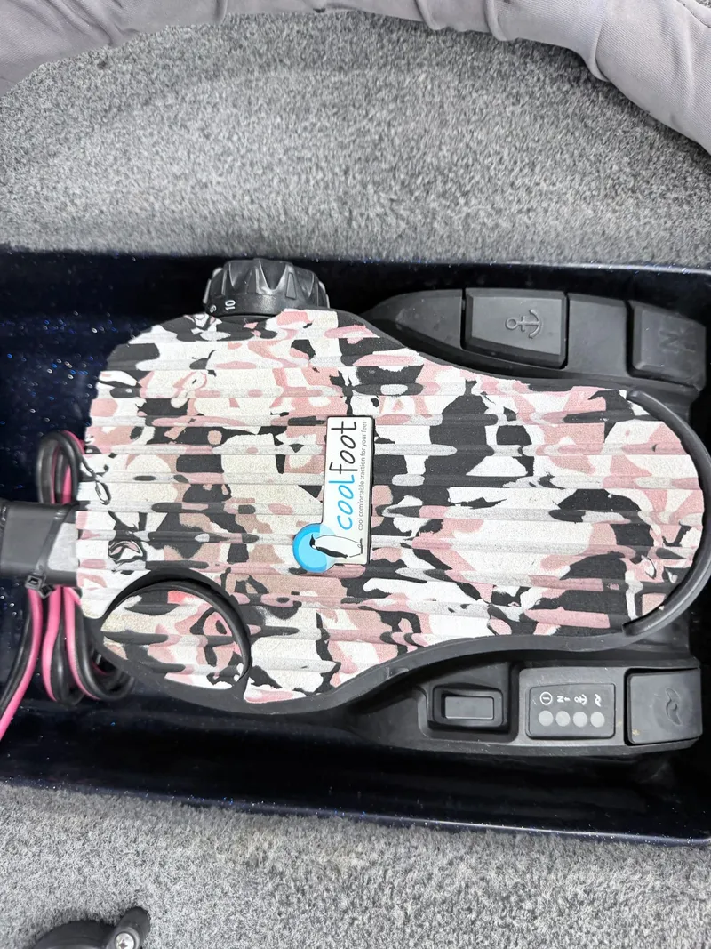 Slide: The Image of Phoenix Bass Boat 721 ProXP 2017 - 48