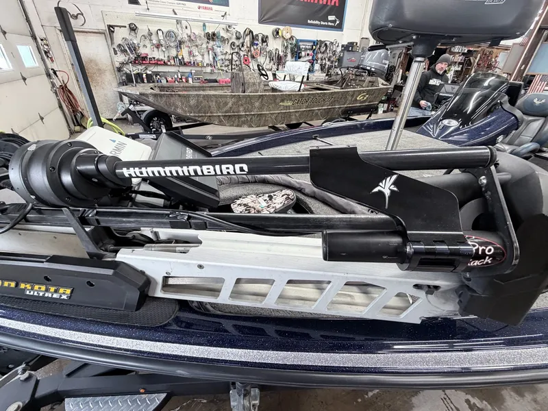 Slide: The Image of Phoenix Bass Boat 721 ProXP 2017 - 50