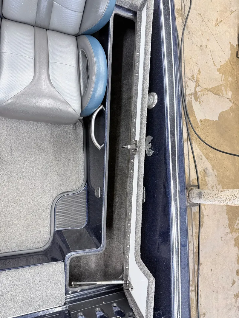 Slide: The Image of Phoenix Bass Boat 721 ProXP 2017 - 8