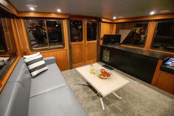 Slide: The Image of Nordlund Raised Pilothouse 1985 - 5