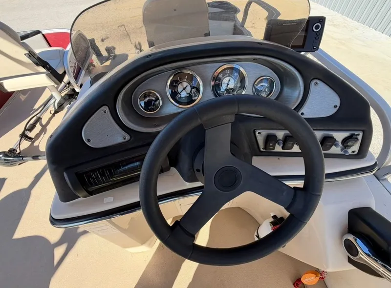 Slide: The Image of Silver Wave 200FISH 2012 - 16