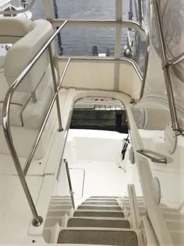Slide: The Image of Silverton 34 Convertible 2006 - 10