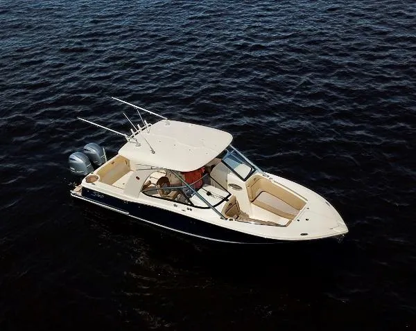 Slide: The Image of Scout 275 Dorado 2016 - 3