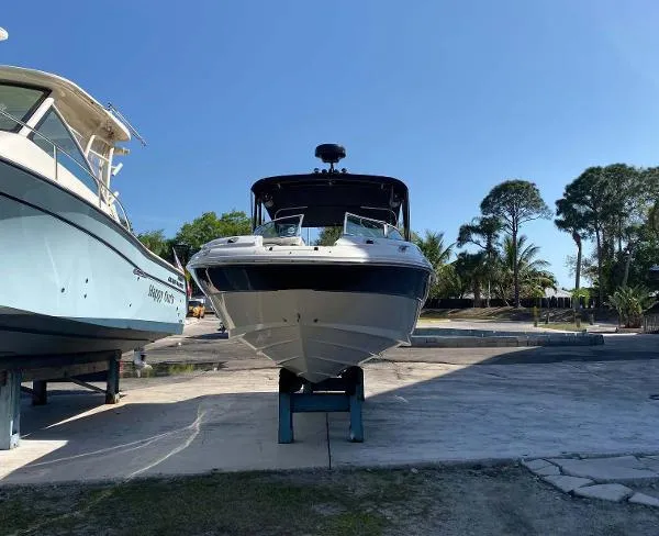 Slide: The Image of Sea Ray SunDeck 2003 - 2