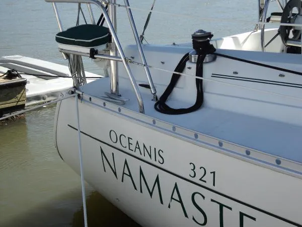 Slide: The Image of Beneteau 321 1998 - 1