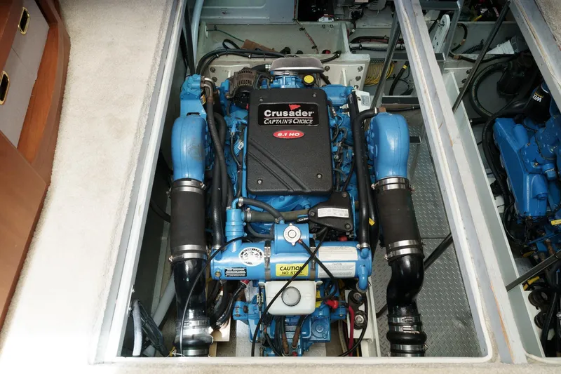 Slide: The Image of 2004 Silverton 39 Motor Yacht engine compartment with Crusader engine. - 36
