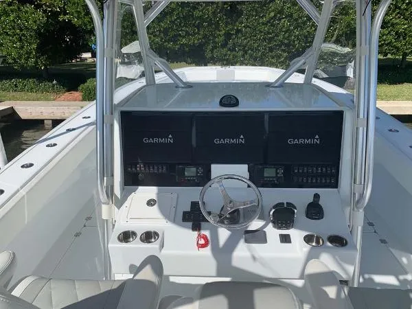Slide: The Image of Freeman Catamaran 2017 - 4