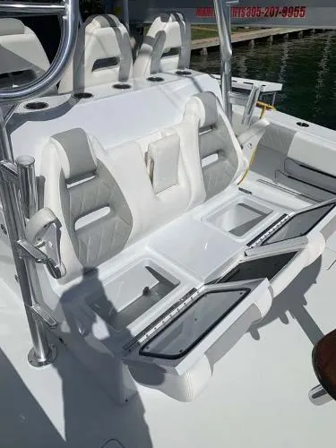 Slide: The Image of Freeman Catamaran 2017 - 7