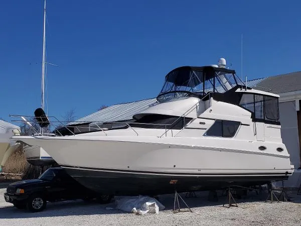 Slide: The Image of Silverton 392 Motor Yacht 2001 - 1