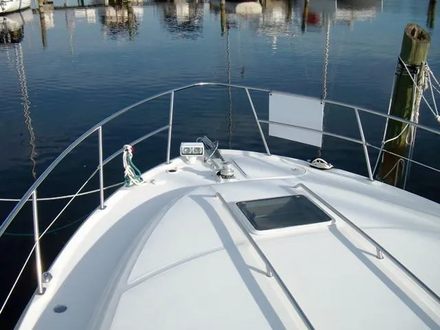 Slide: The Image of Sea Ray 380 Sundancer 2001 - 4