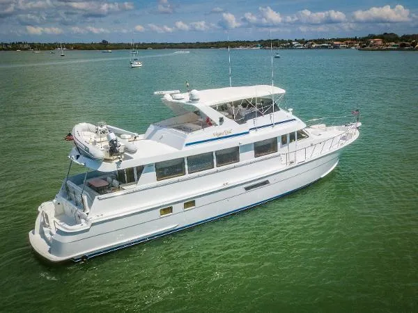 Slide: The Image of Hatteras 74 Cockpit Motor Yacht 1999 - 3