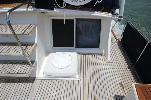 Slide: The Image of Grand Banks MOTORYACHT 1989 - 11