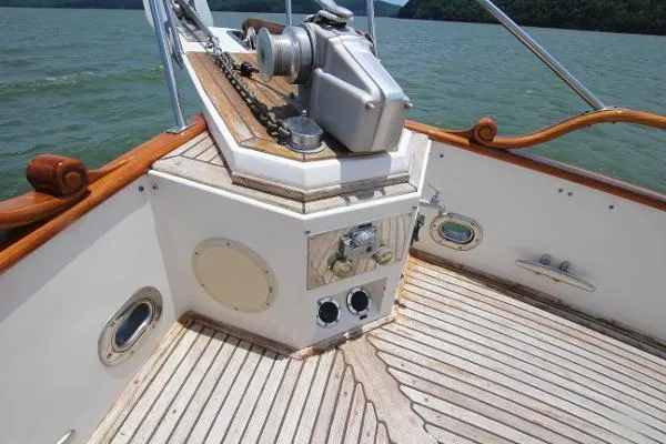 Slide: The Image of Grand Banks MOTORYACHT 1989 - 7