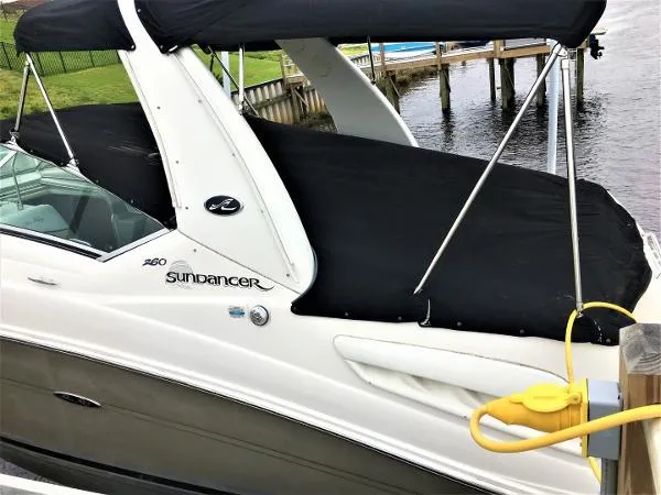Slide: The Image of Sea Ray Sundancer 2008 - 3